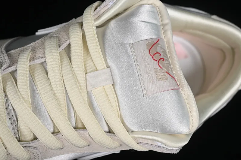 All categories Nk SB Dunk series Nk SB Dunk Low low-top sneakers M version pure original Nk SB Dunk Low 2024 Valentine's Day theme SB low-top casual sneakers FZ5654-100